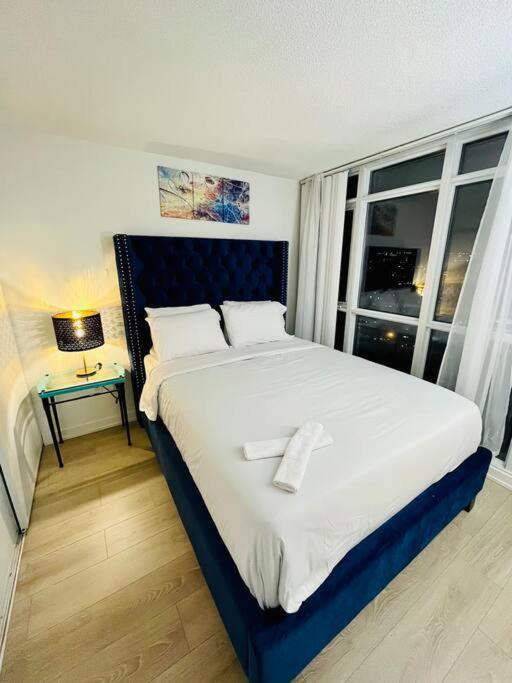 Deluxe Suite Toronto Buitenkant foto